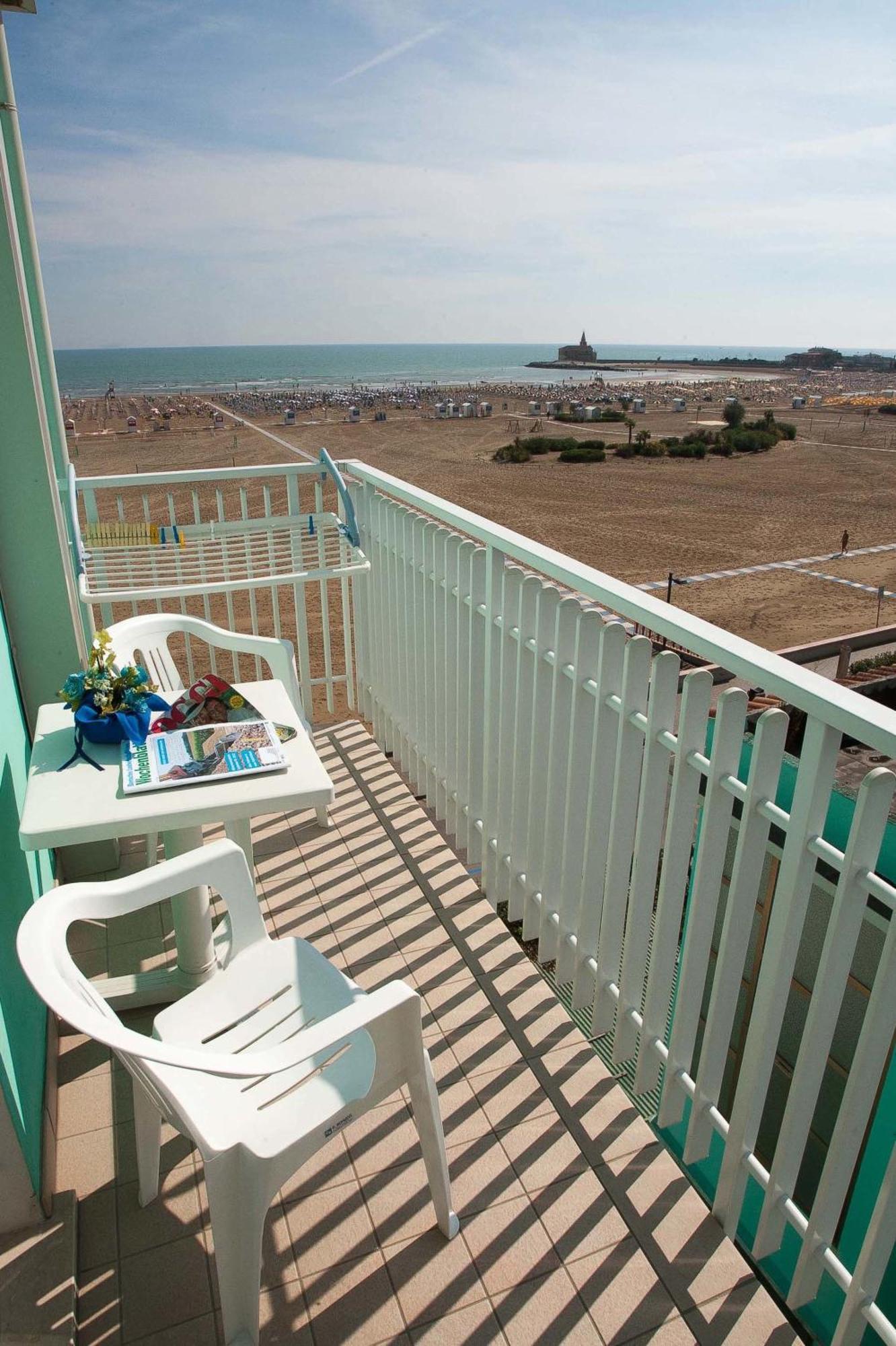 Hotel Sanremo Caorle Oda fotoğraf
