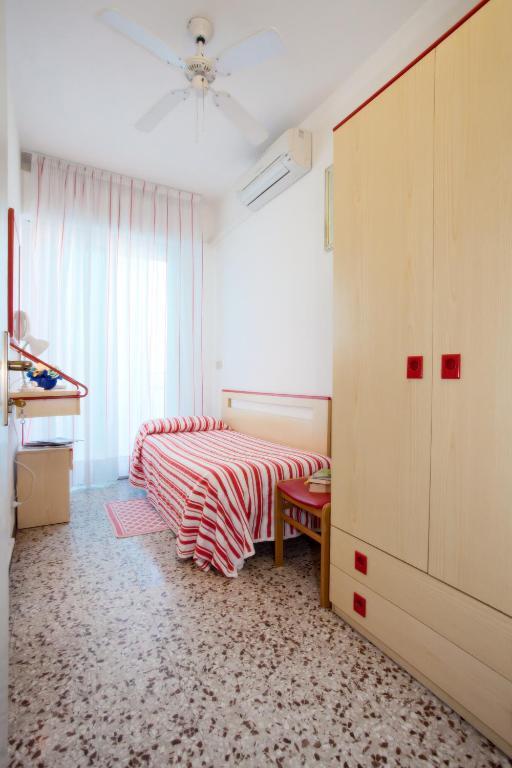 Hotel Sanremo Caorle Oda fotoğraf