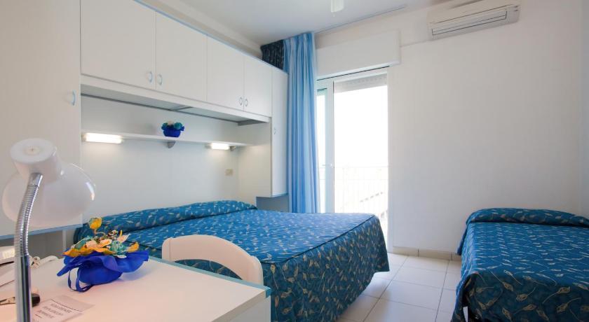 Hotel Sanremo Caorle Oda fotoğraf